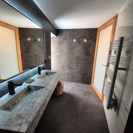 De Charme - Nebbiu 아파트