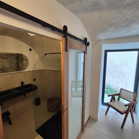 De Charme - Nebbiu Апартаменты *