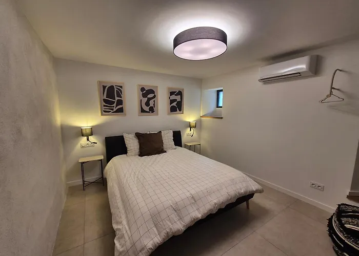 De Charme - Nebbiu Apartment *